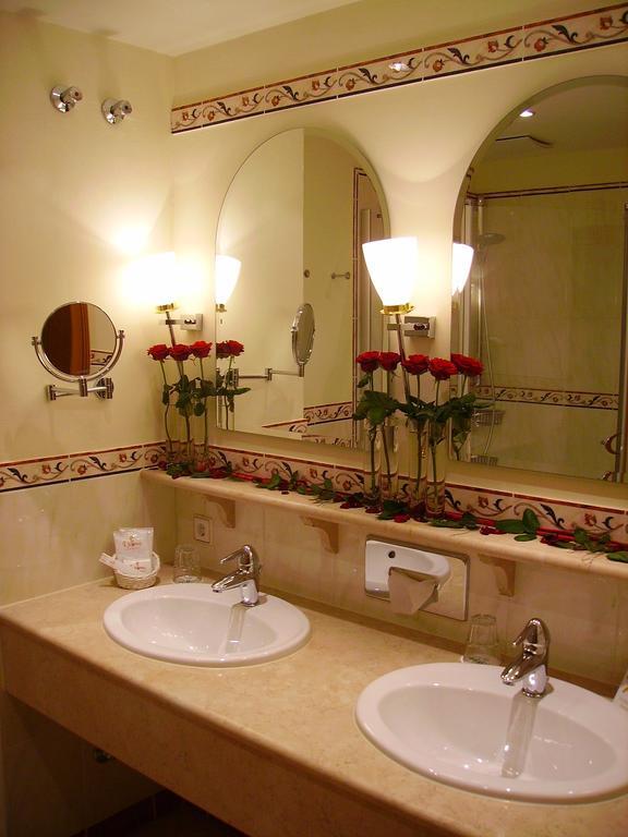 Hotel Ochsen Höfen an der Enz المظهر الخارجي الصورة